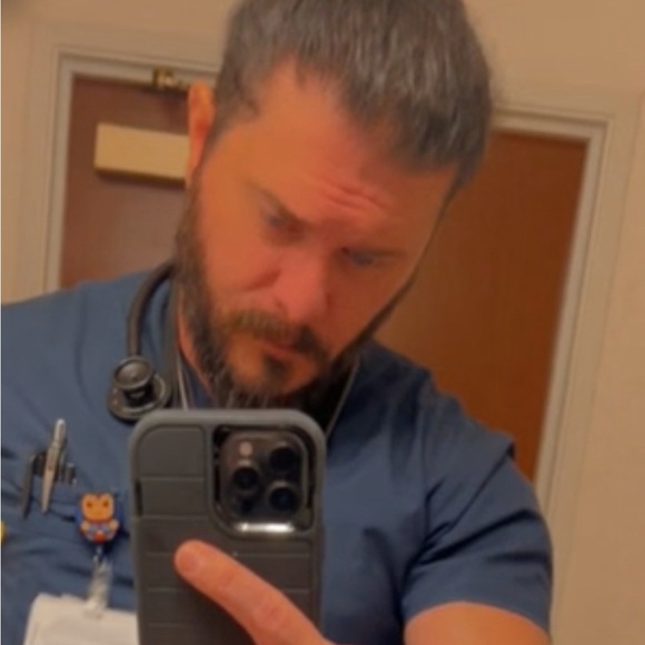 Meet your Posher, Russ - Picture 8 of 9